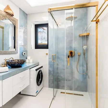 Orient Panoramic Apartment *