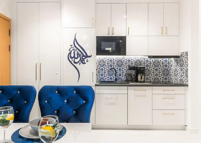 Orient Panoramic Apartment *